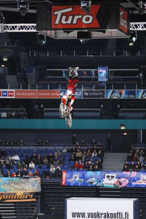 amazing tricks in the motocross show 2041660168 o