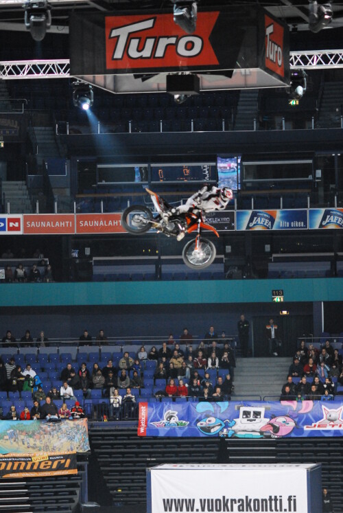 amazing tricks in the motocross show 2040859397 o
