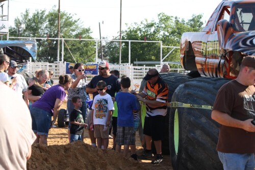 outlaw monster truck paris rodeo arena paris texas june 30 2012 7477113874 o