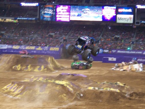 monster jam 128 12273346584 l