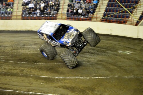 monster truck 085 8544429345 l