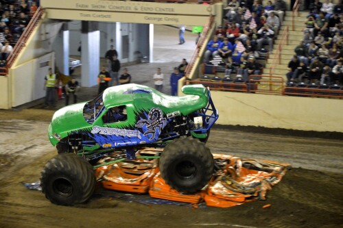 monster truck 165 8544407051 l