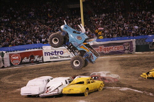 MONSTER JAM 11009 A 569