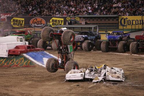 MONSTER JAM 11009 A 624