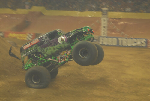 Iyf5Pq.jpg