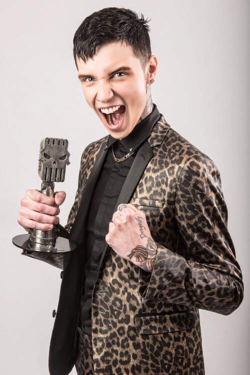 andy biersack black veil brides 2017 apmas host los angeles music photography by grizzlee martin