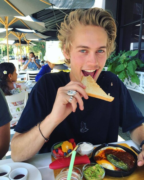 ph luckybsmith 145048401906455446950376558339649956216832n