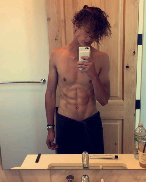 neelsxvisser 155388442225687048600213723570048145555456n