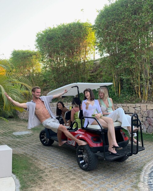 neels 196243251 1895488793949686 4413942949395360658 n