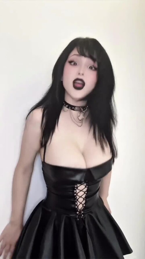 JYNTBHj73Ok