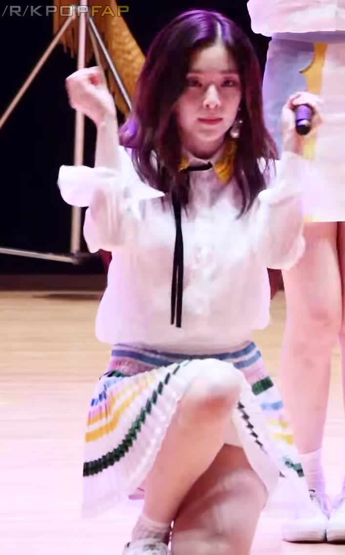 NFgMGe.webm