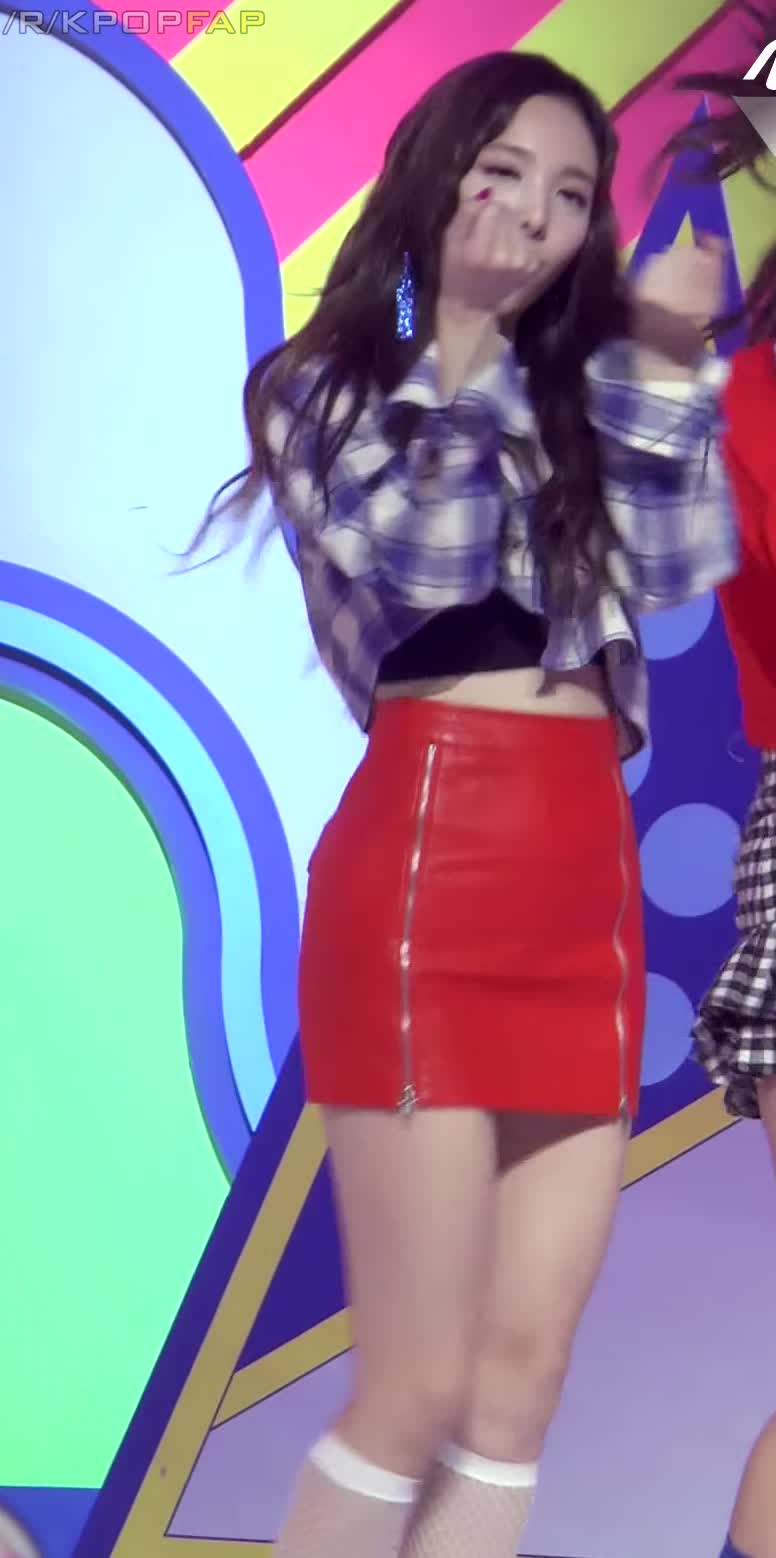 NFjbT1.webm