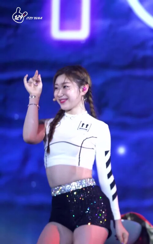 NFrCMQ.webm
