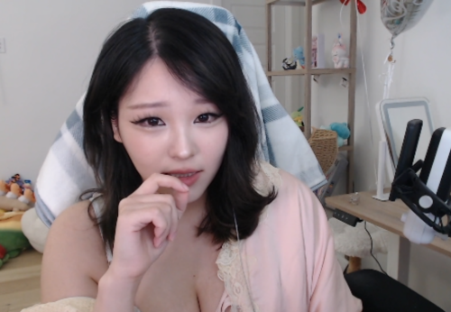 XzE8f0.png