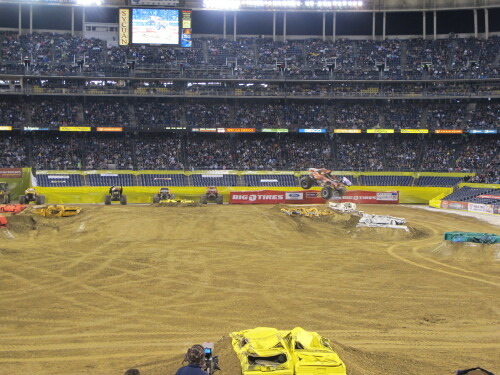 sd monster jam 2011 228 5484184227 o