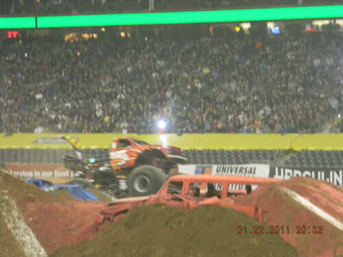monster jam 2011 01 22 2011 43 5380786629 o