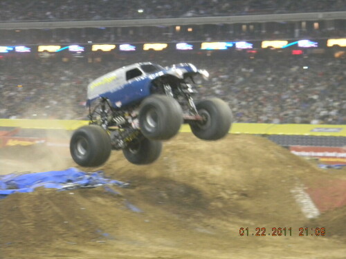 monster jam 2011 01 22 2011 79 5381394750 o