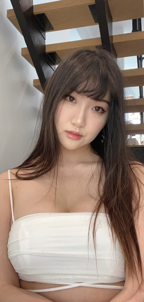 c0WIue.jpg
