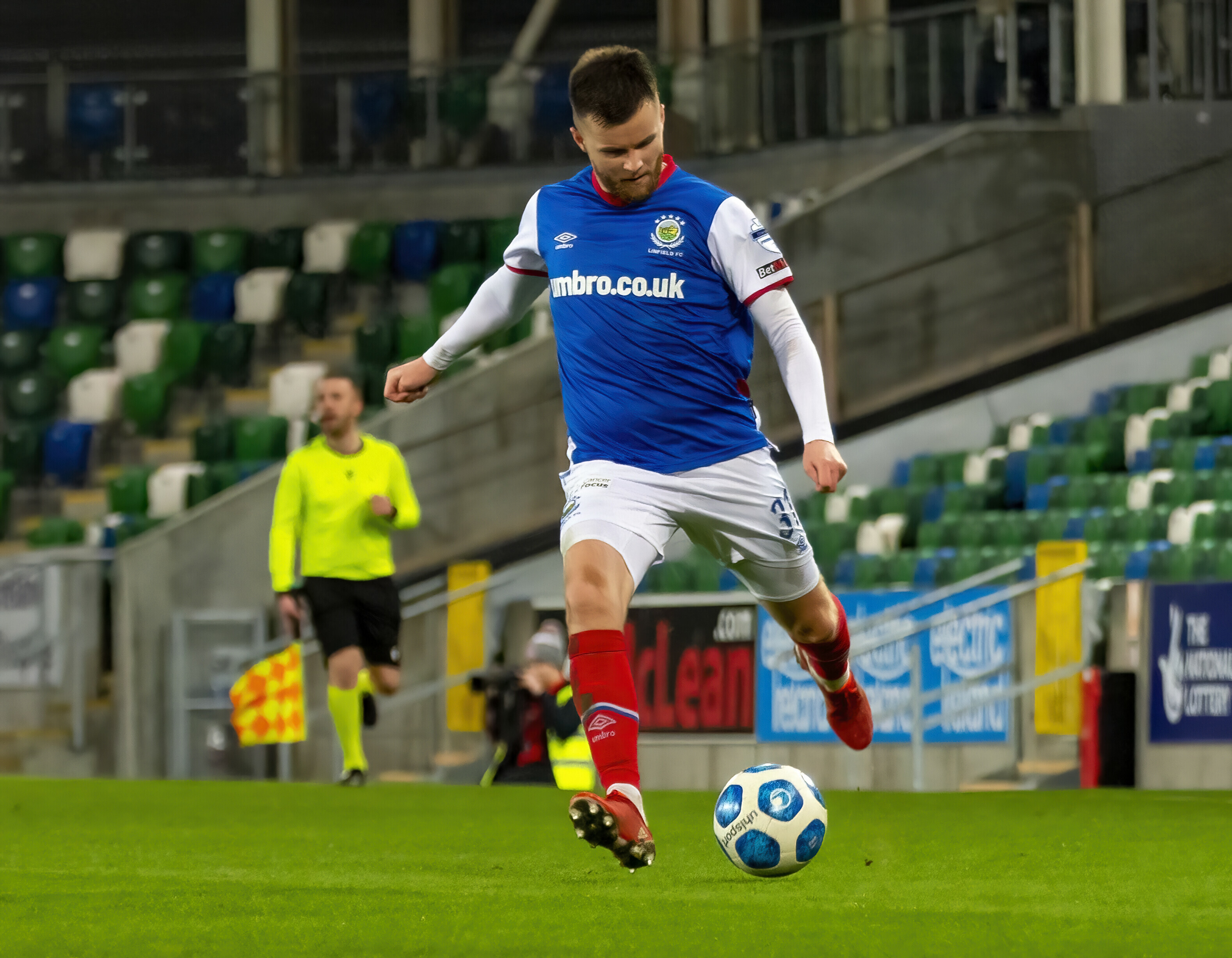 Linfield Vs Larne 41 Lensdump (English)