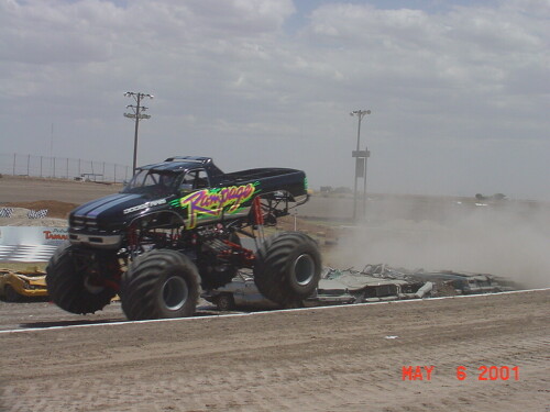 monstruck05060111