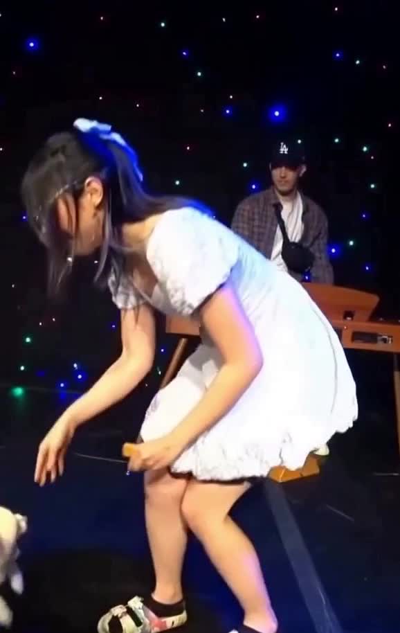 uNtP5c.mp4